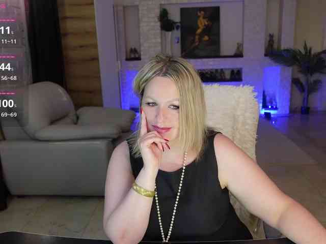 MariemLui webcam