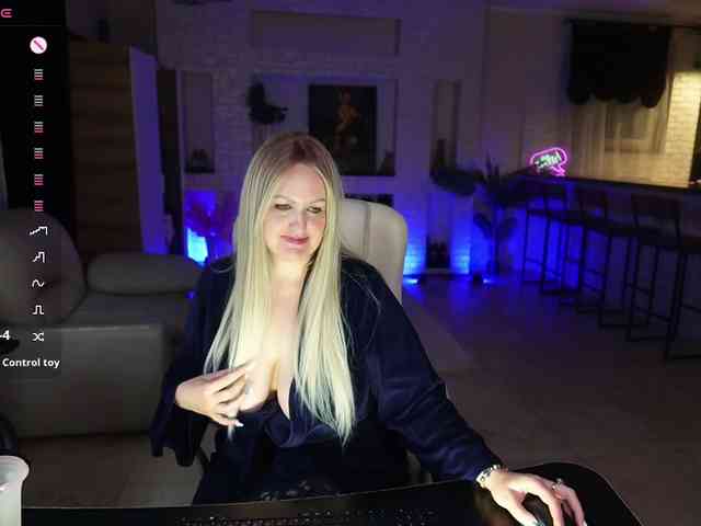 MariemLui webcam