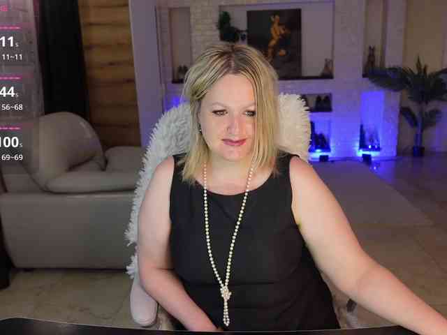 MariemLui webcam