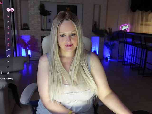 MariemLui webcam
