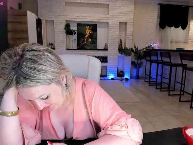 MariemLui webcam