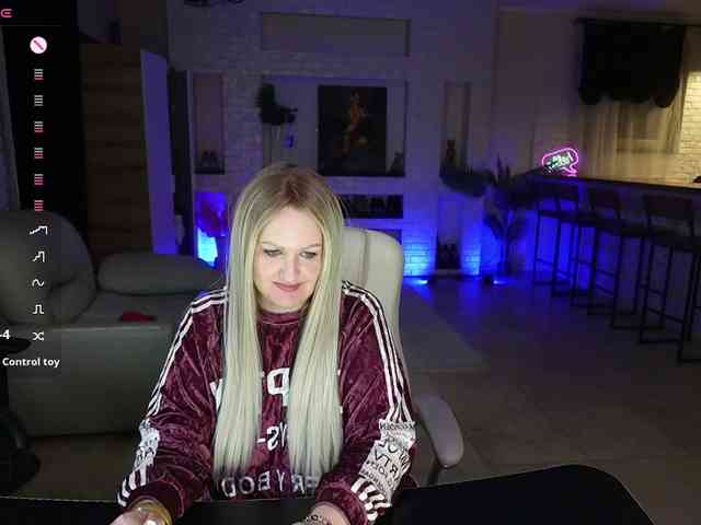 MariemLui webcam