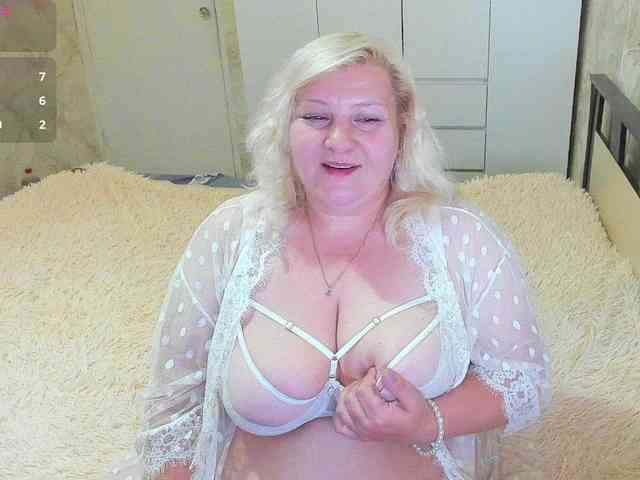 SweetAngel6 webcam