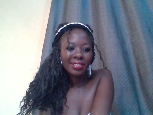 Sunshine102 Live Cam on BongaCams