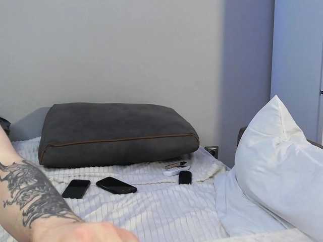 go to chat with Lucy_Andrew