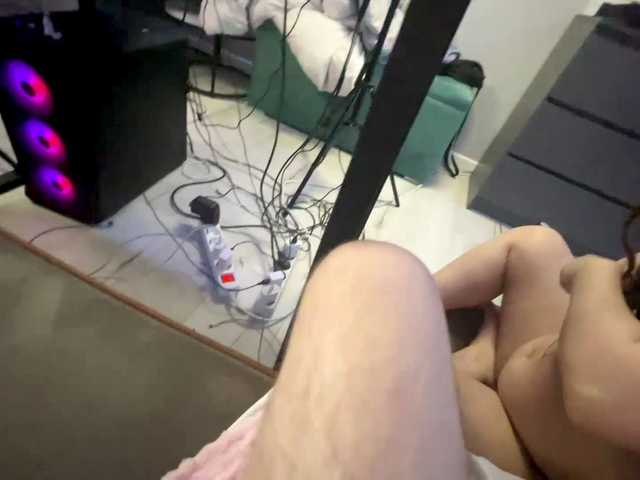 Lucy_Andrew