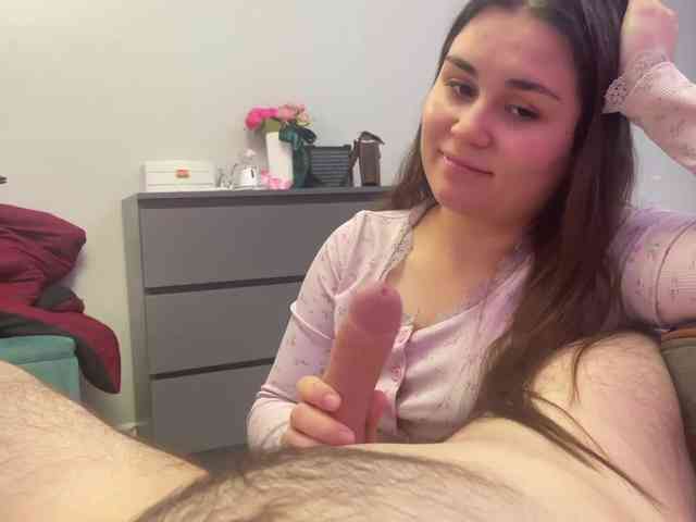 Lucy_Andrew webcam