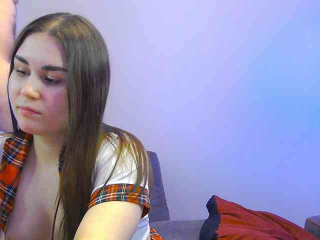 Модель: Lucy_Andrew