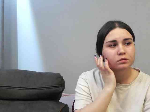 Lucy_Andrew webcam