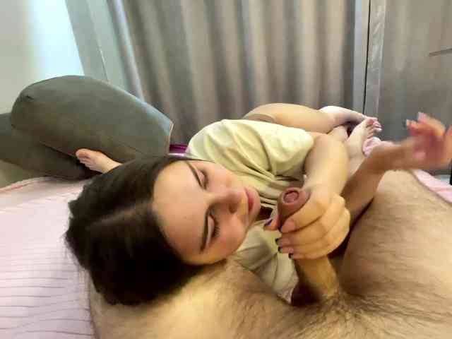 Lucy_Andrew webcam