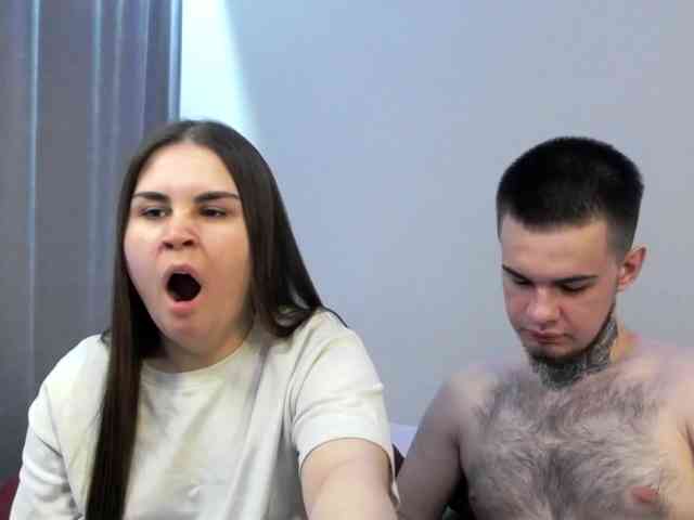 Lucy_Andrew webcam