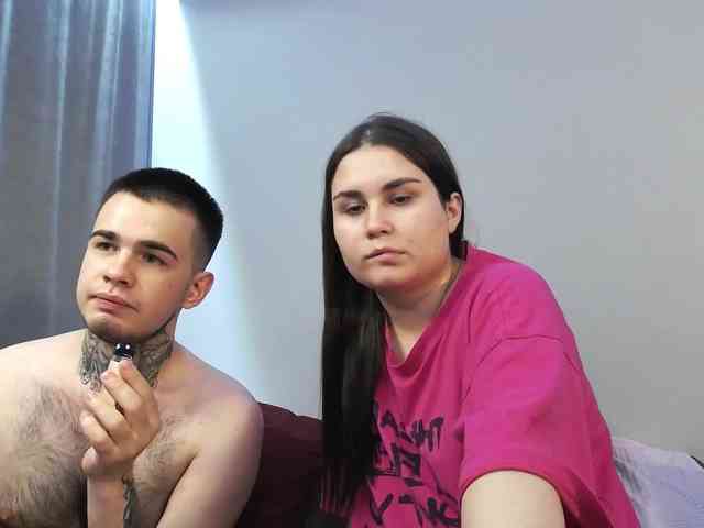 Lucy_Andrew webcam
