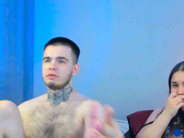 Lucy_Andrew webcam