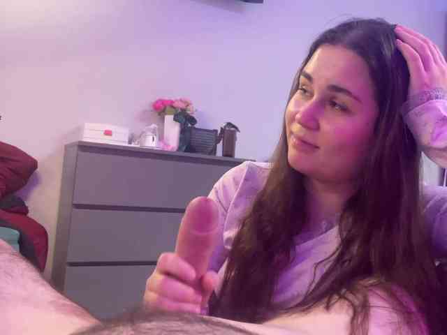 Lucy_Andrew webcam