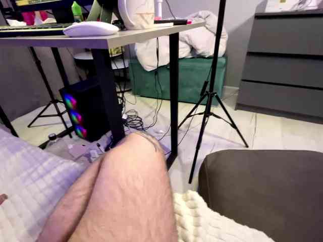 Lucy_Andrew webcam