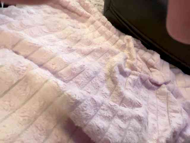 Lucy_Andrew webcam