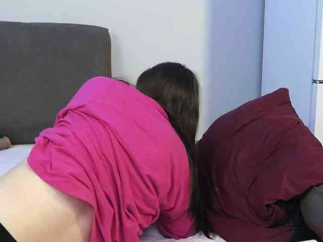 Lucy_Andrew webcam