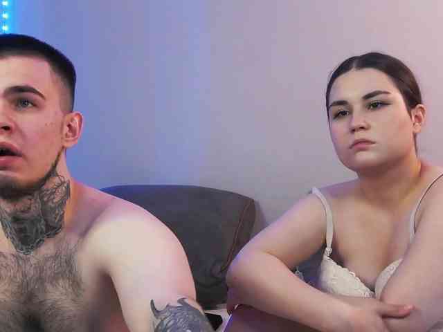 Lucy_Andrew webcam