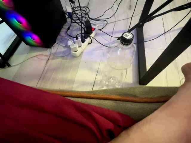 Lucy_Andrew webcam