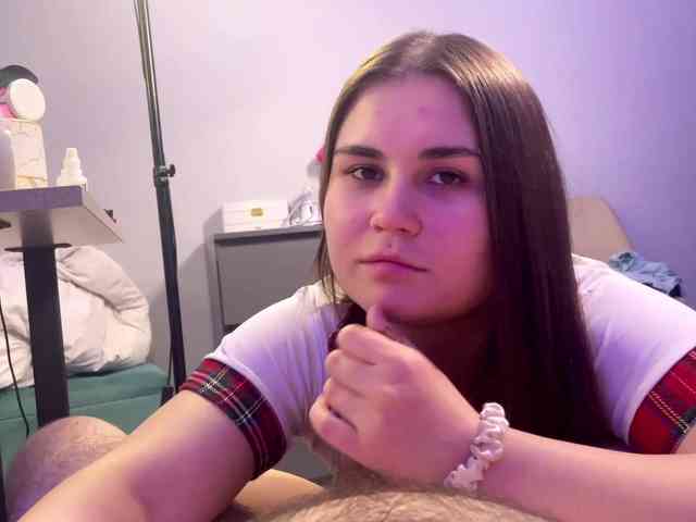 Lucy_Andrew webcam