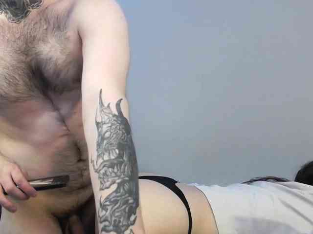 Lucy_Andrew webcam