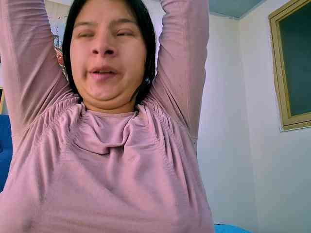 HIMAWARY-SOIN5 Live Webcam on BongaCams