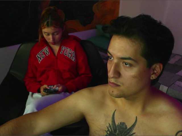 donviktorduo2026 live cam on BongaCams
