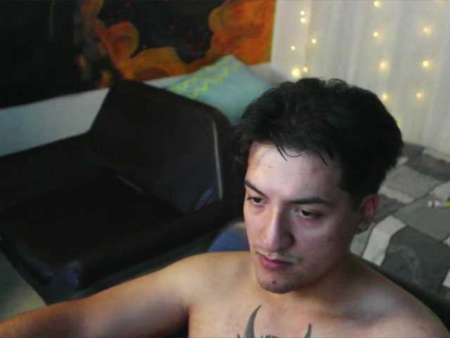 donviktorduo2026 live cam on BongaCams