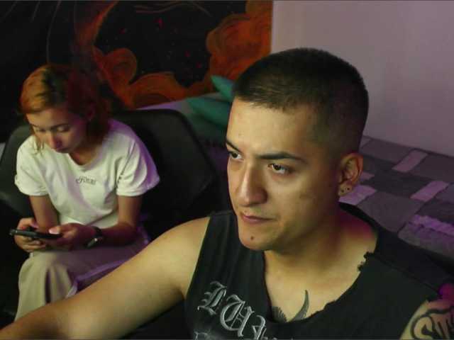 donviktorduo2026 live cam on BongaCams