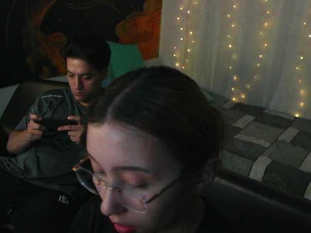 RoseSinsDomViktor live webcam show
