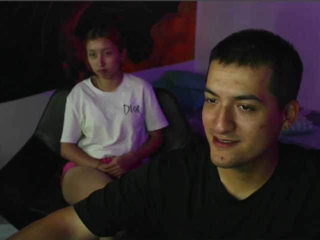 RoseSinsDomViktor live cam preview