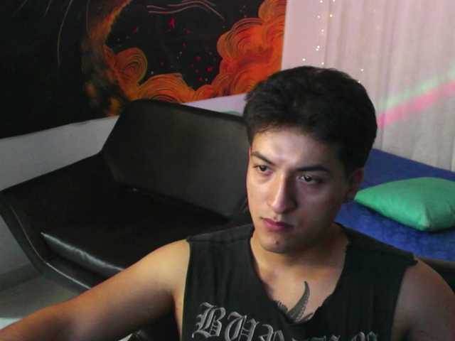donviktorduo2026 live cam on BongaCams