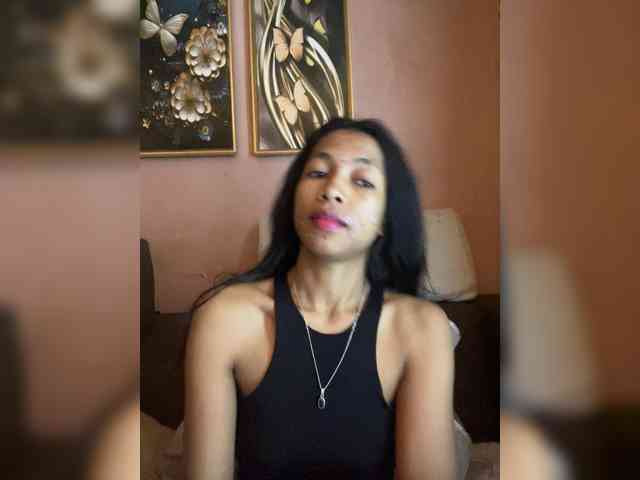 Peachies webcam