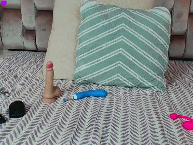 gabyevans live cam on BongaCams