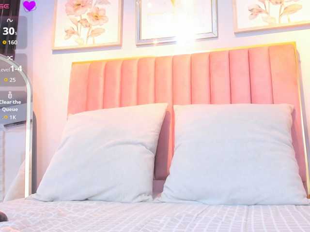 gabyevans live cam preview