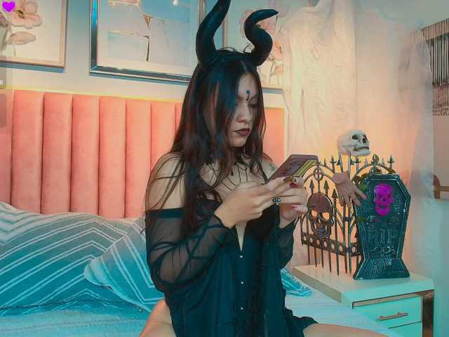 gabyevans live cam on BongaCams