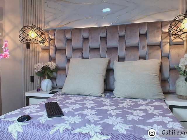 gabyevans live cam on BongaCams