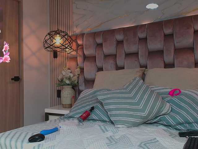 gabyevans live webcam show
