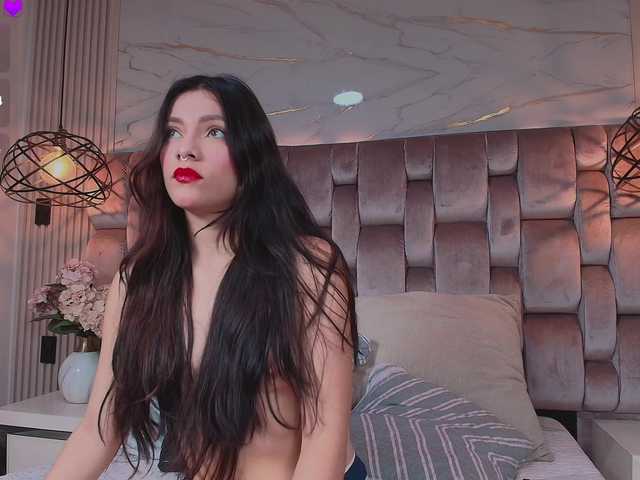 gabyevans live cam preview