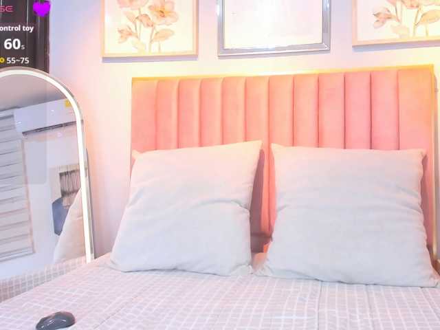 gabyevans live cam preview