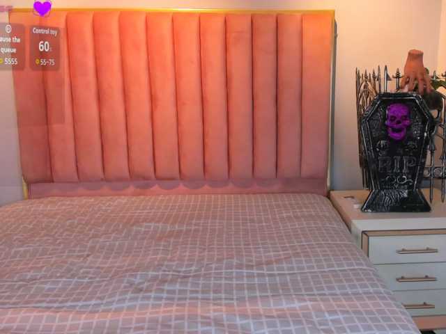 gabyevans live cam preview
