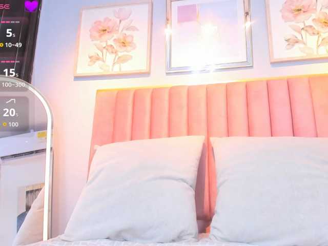 gabyevans live cam preview