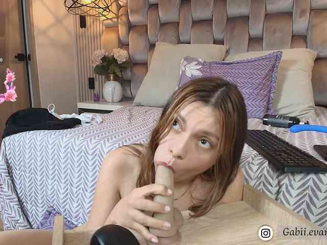 gabyevans webcam