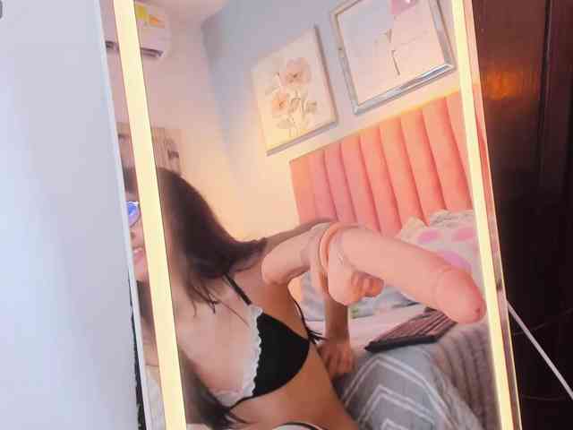 gabyevans webcam