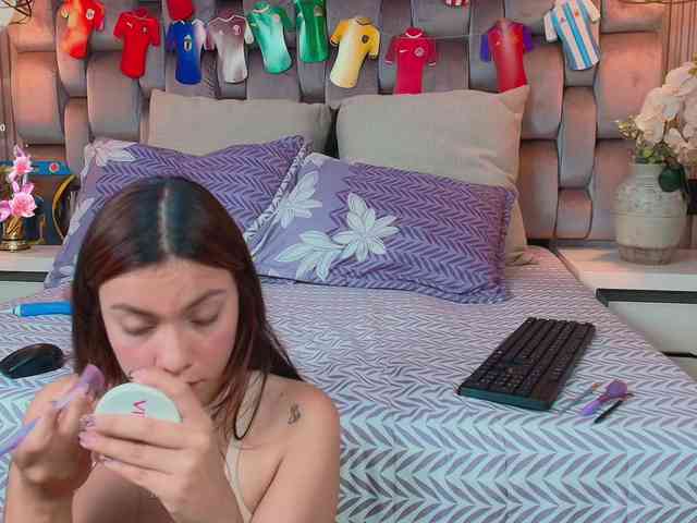 gabyevans webcam