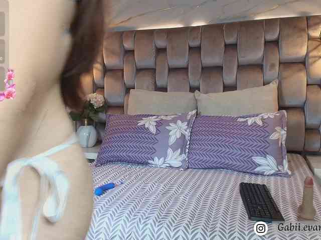 gabyevans webcam