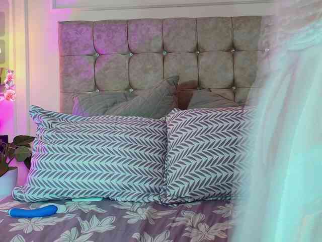 gabyevans webcam