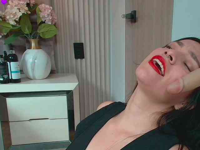 gabyevans webcam