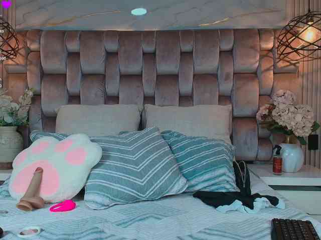 gabyevans webcam