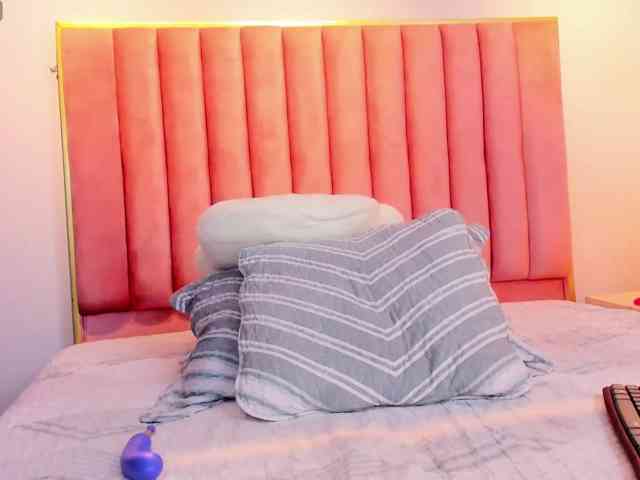gabyevans webcam